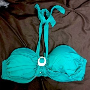 Halter bikini top